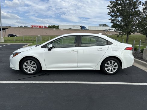 Used 2020 Toyota Corolla LE image 7
