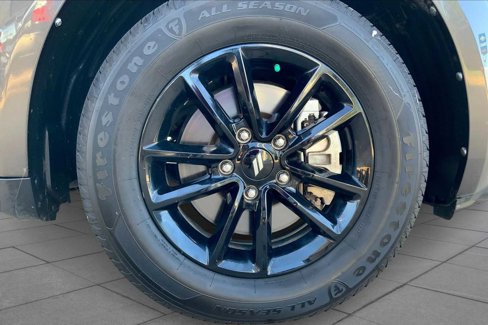 Used 2020 Dodge Journey SE w/ SE Popular Equipment Group image 10