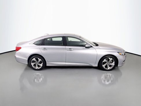 Used 2020 Honda Accord EX image 8
