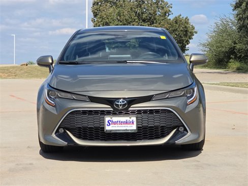 Used 2020 Toyota Corolla XSE image 2