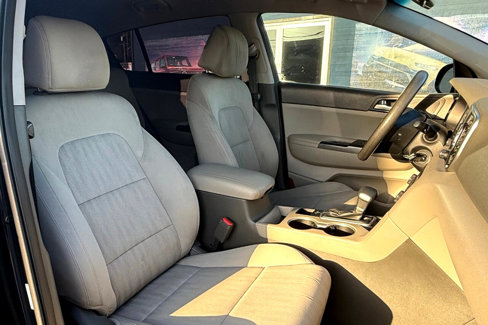 Used 2019 Kia Sportage LX image 17