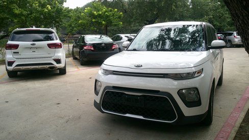 Used 2021 Kia Soul S image 3