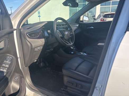 Certified 2022 Buick Encore GX Essence w/ Experience Buick Package image 9