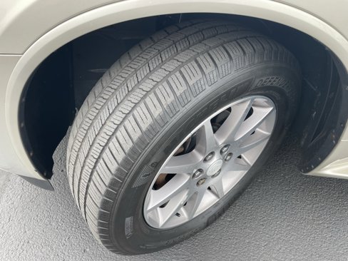 Used 2015 Buick Enclave Leather image 10