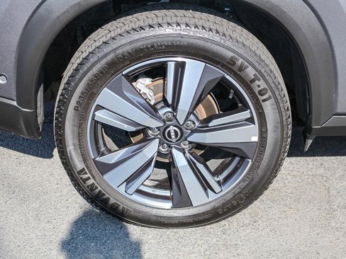 Used 2023 Nissan Rogue SL image 11
