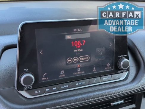 Used 2024 Nissan Rogue SV image 22