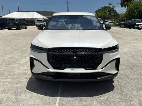 New 2025 Lincoln Nautilus Premier w/ Jet Appearance Package image 3