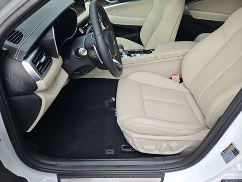 New 2026 Genesis G70 2.5T image 6