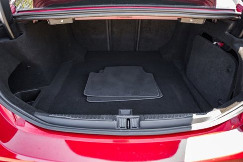 Used 2018 Alfa Romeo Giulia image 11