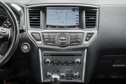 Used 2018 Nissan Pathfinder SL w/ Cargo Package image 24