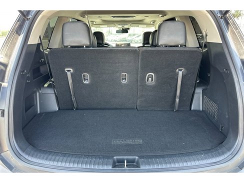 Used 2020 Kia Telluride S image 16