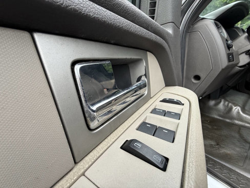Used 2010 Ford F150 STX image 24