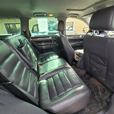 Used 2005 Volkswagen Touareg V8 image 11