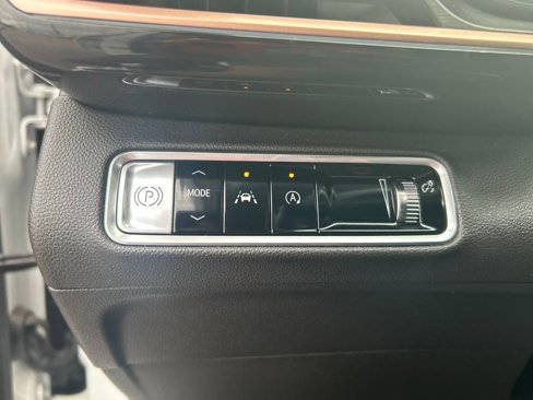 Used 2024 Buick Envision Sport Touring image 22
