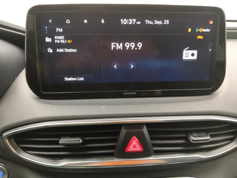 Used 2023 Hyundai Santa Fe SEL image 25