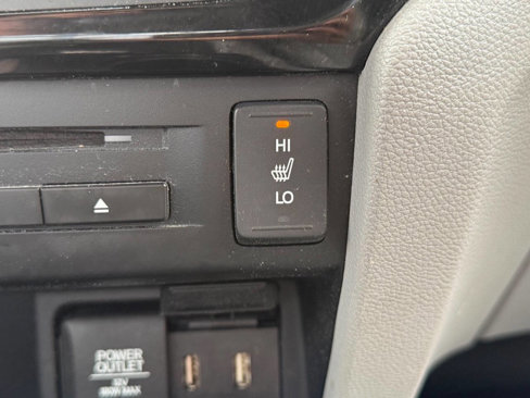Used 2018 Honda Pilot Touring image 20