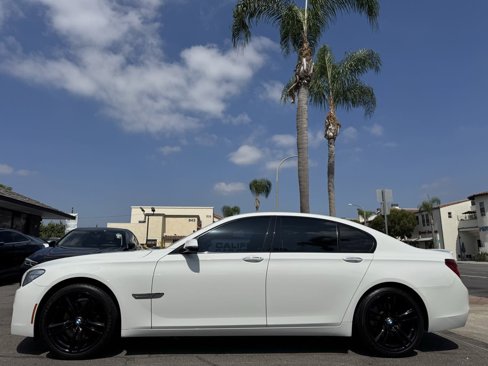 Used 2014 BMW 740i image 2