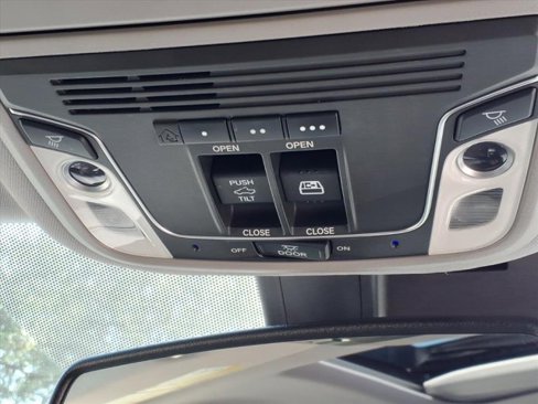 Used 2018 Honda Ridgeline RTL-E image 13