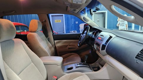 Used 2008 Toyota Tacoma PreRunner image 11