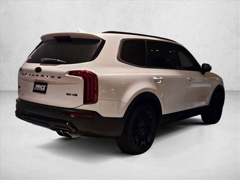 Used 2021 Kia Telluride EX w/ EX Premium Package image 5