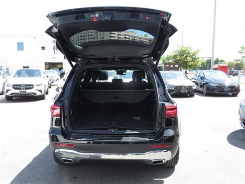 Certified 2024 Mercedes-Benz GLB 250 4MATIC image 33