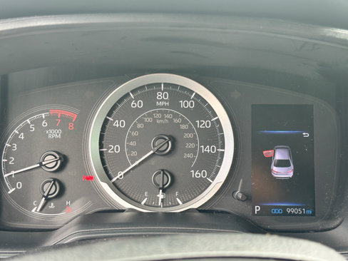 Used 2021 Toyota Corolla LE image 7