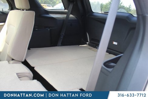 Used 2016 Ford Explorer FWD image 9