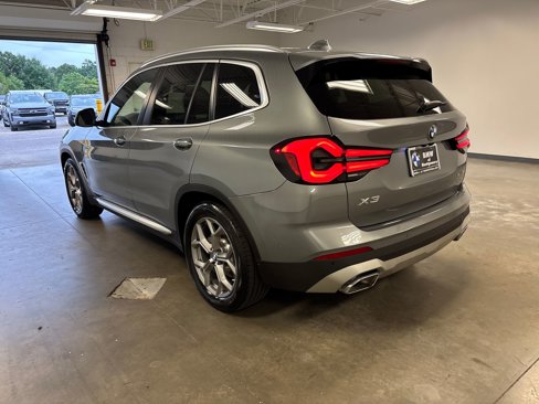 Used 2024 BMW X3 sDrive30i w/ Convenience Package w/ZPA image 3