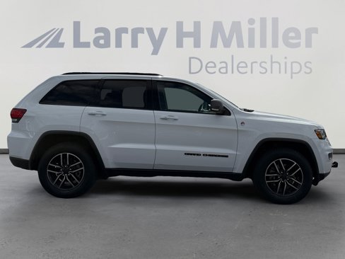 Used 2019 Jeep Grand Cherokee Trailhawk image 6