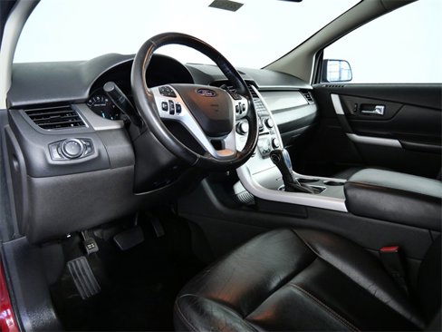 Used 2013 Ford Edge SEL image 16