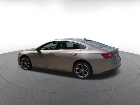 Used 2023 Chevrolet Malibu LT w/ Driver Confidence Package image 10