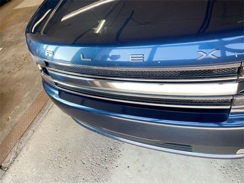 Used 2017 Ford Flex SEL image 27