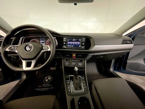 Used 2019 Volkswagen Jetta S w/ Driver Assistance Package image 14