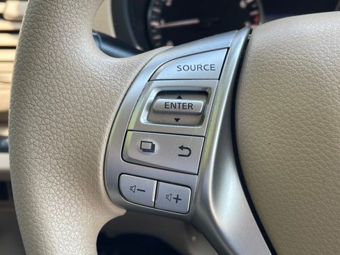 Used 2016 Nissan Altima 2.5 S w/ Power Driver Seat Package image 7