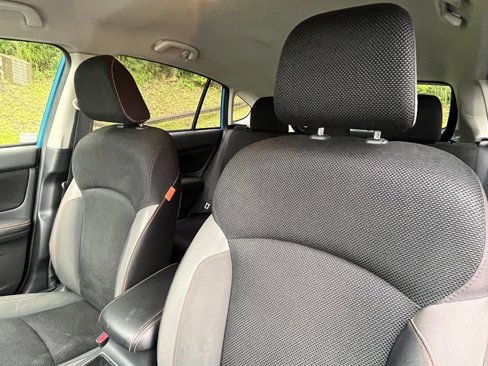 Used 2016 Subaru Crosstrek 2.0i Premium image 8