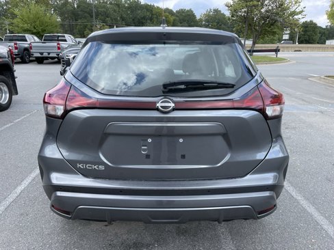 Used 2023 Nissan Kicks S image 6