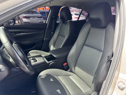 Used 2023 MAZDA MAZDA3 s image 13