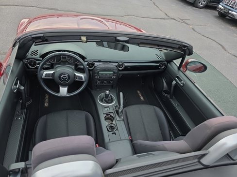 Used 2006 MAZDA MX-5 Miata Sport w/ Suspension Pkg image 11