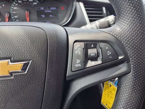 Used 2020 Chevrolet Trax LS w/ Tint and Cruise Package image 11