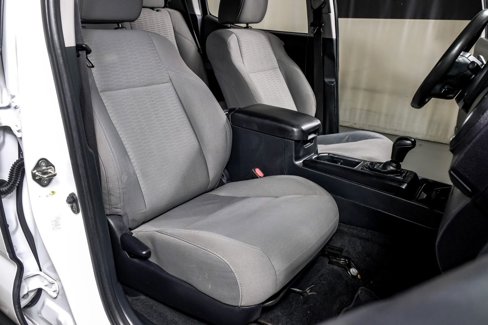 Used 2019 Toyota Tacoma SR w/ SR Convenience Package image 27