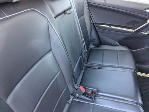 Used 2021 Volkswagen Tiguan SE image 11