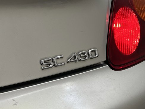 Used 2003 Lexus SC 430 Convertible image 32