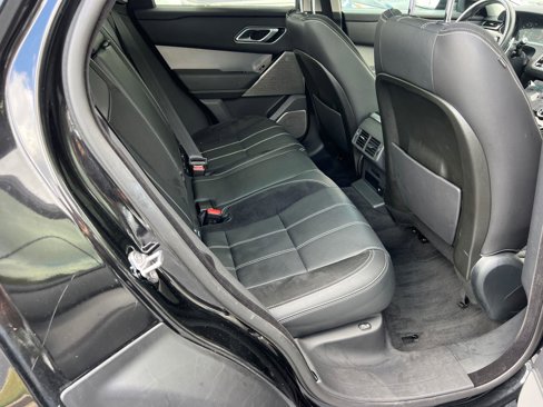 Used 2019 Land Rover Range Rover Velar R-Dynamic SE image 16