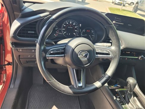 Used 2022 MAZDA MAZDA3 s image 30
