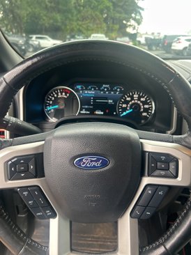 Used 2018 Ford F150 Lariat w/ Equipment Group 502A Luxury image 9