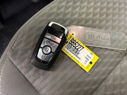 Used 2022 Ford Escape SE w/ Cold Weather Package image 31