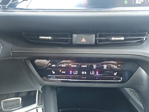 Certified 2023 Buick Envision Essence w/ Sport Touring Package image 26