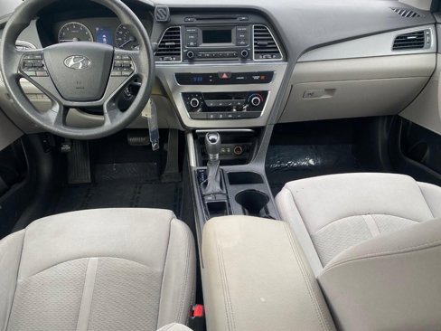 Used 2015 Hyundai Sonata SE image 13