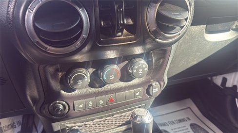 Used 2018 Jeep Wrangler Unlimited Sport S image 19
