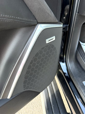 Used 2018 Cadillac Escalade Platinum image 17
